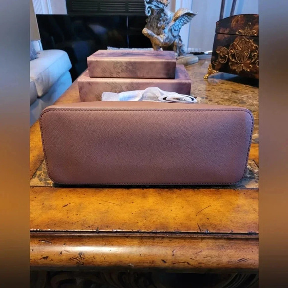 Michael Kors Dome style NWT - Picture 5 of 14